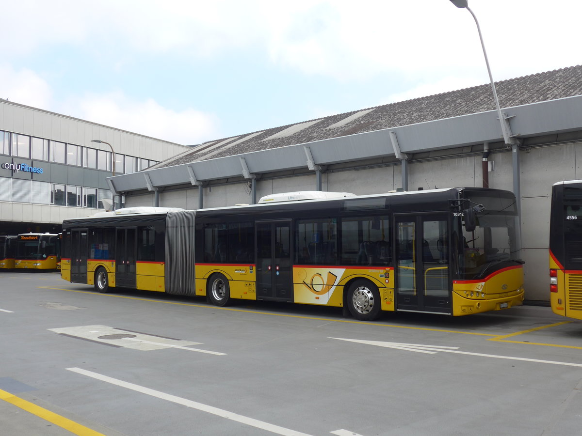 (203'700) - PostAuto Bern - Nr. 682/BE 813'682 - Solaris am 15. April 2019 in Bern, Postautostation