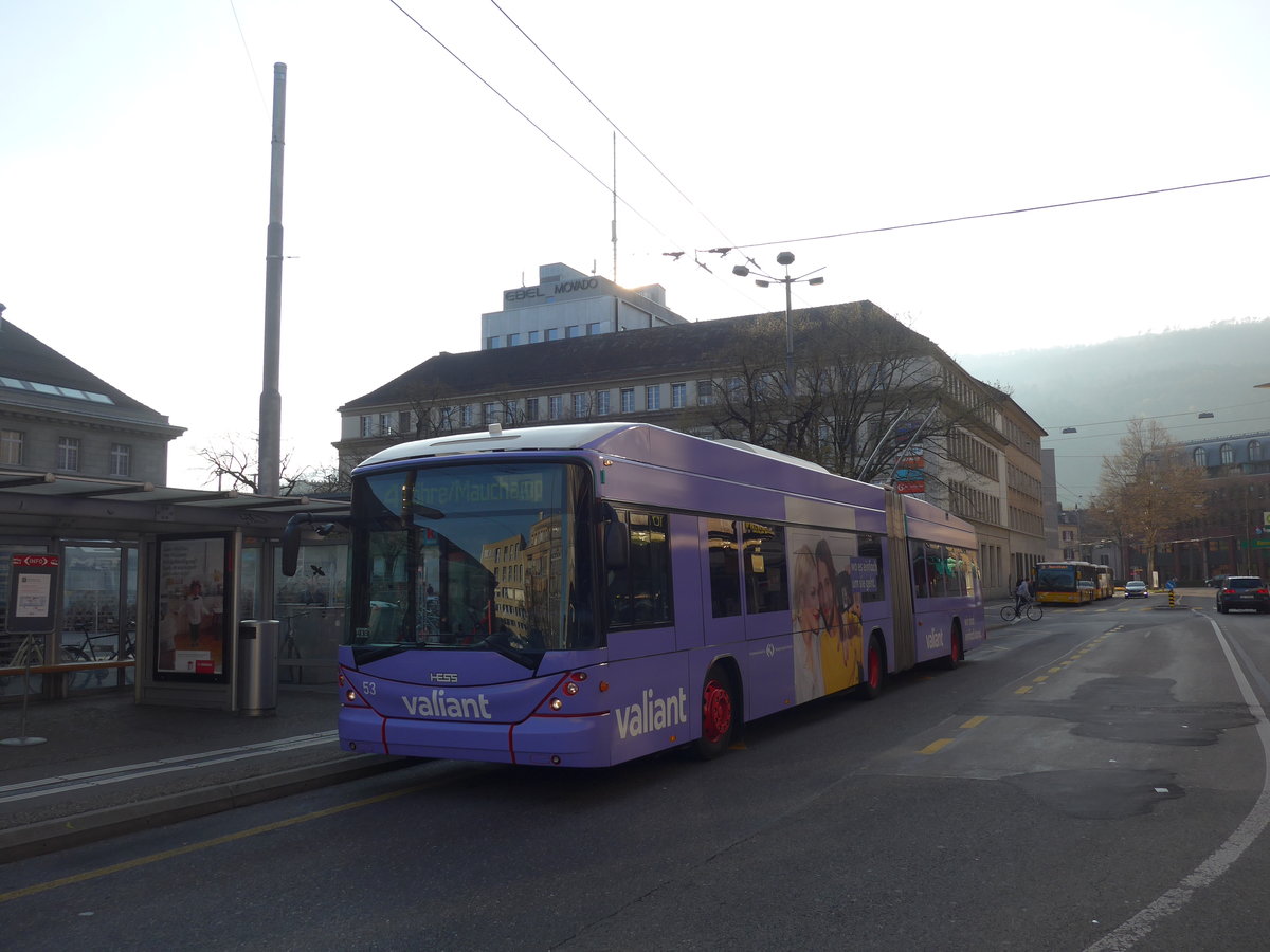 (203'795) - VB Biel - Nr. 53 - Hess/Hess Gelenktrolleybus am 15. April 2019 beim Bahnhof Biel