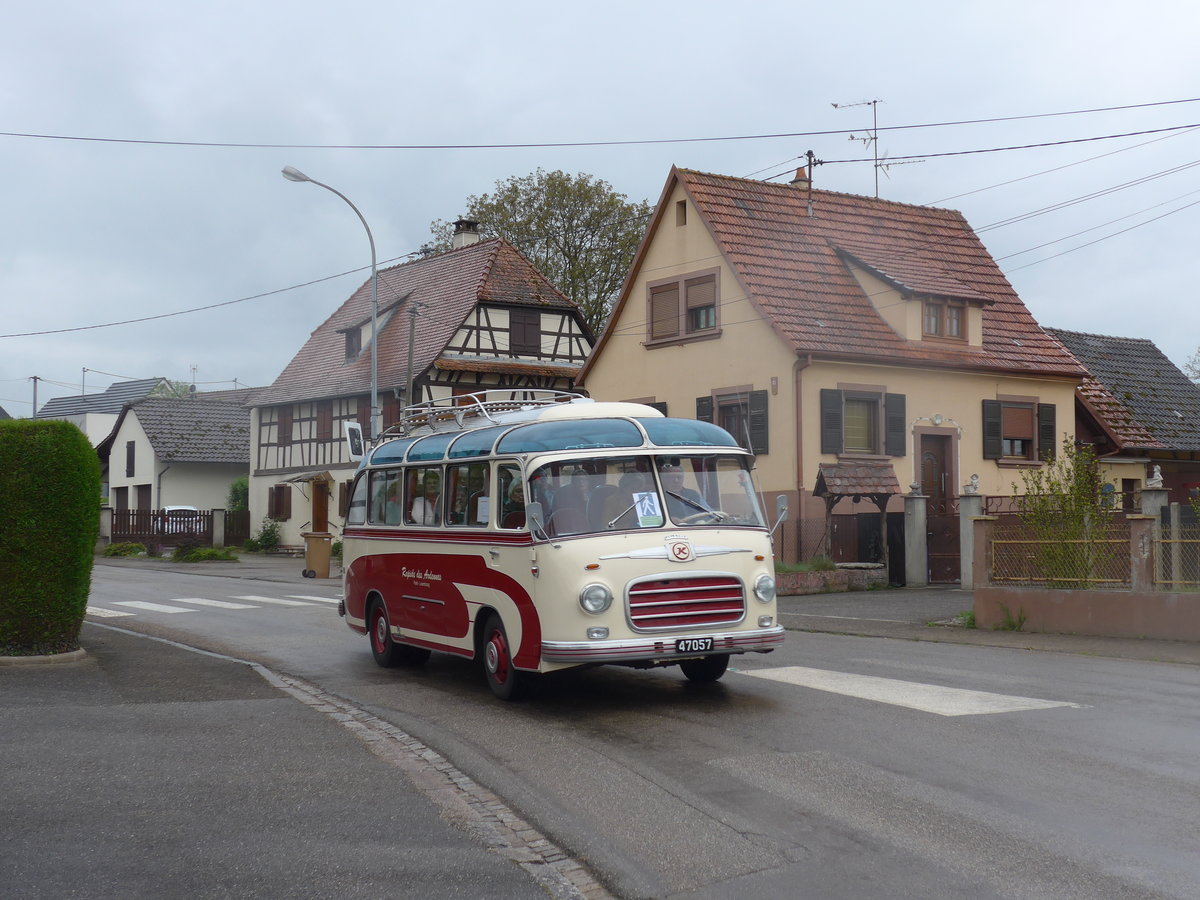 (204'222) - Aus Luxemburg: Rapide des Ardennes, Perl - 47'057 - Setra am 27. April 2019 in Stundwiller, Rue Principale