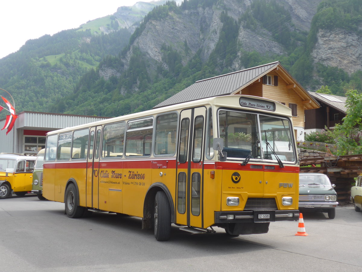 (206'272) - Oldie-Tours Zrisee, Wollerau - Nr. 15/SZ 14'585 - FBW/Hess am 15. Juni 2019 in Elm, Station