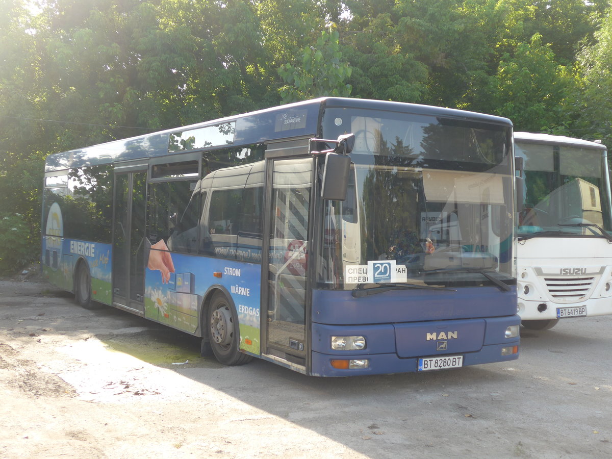 (207'110) - Kometa-Bus, Sevlievo - BT 8280 BT - MAN am 3. Juli 2019 in Sevlievo, Busstation