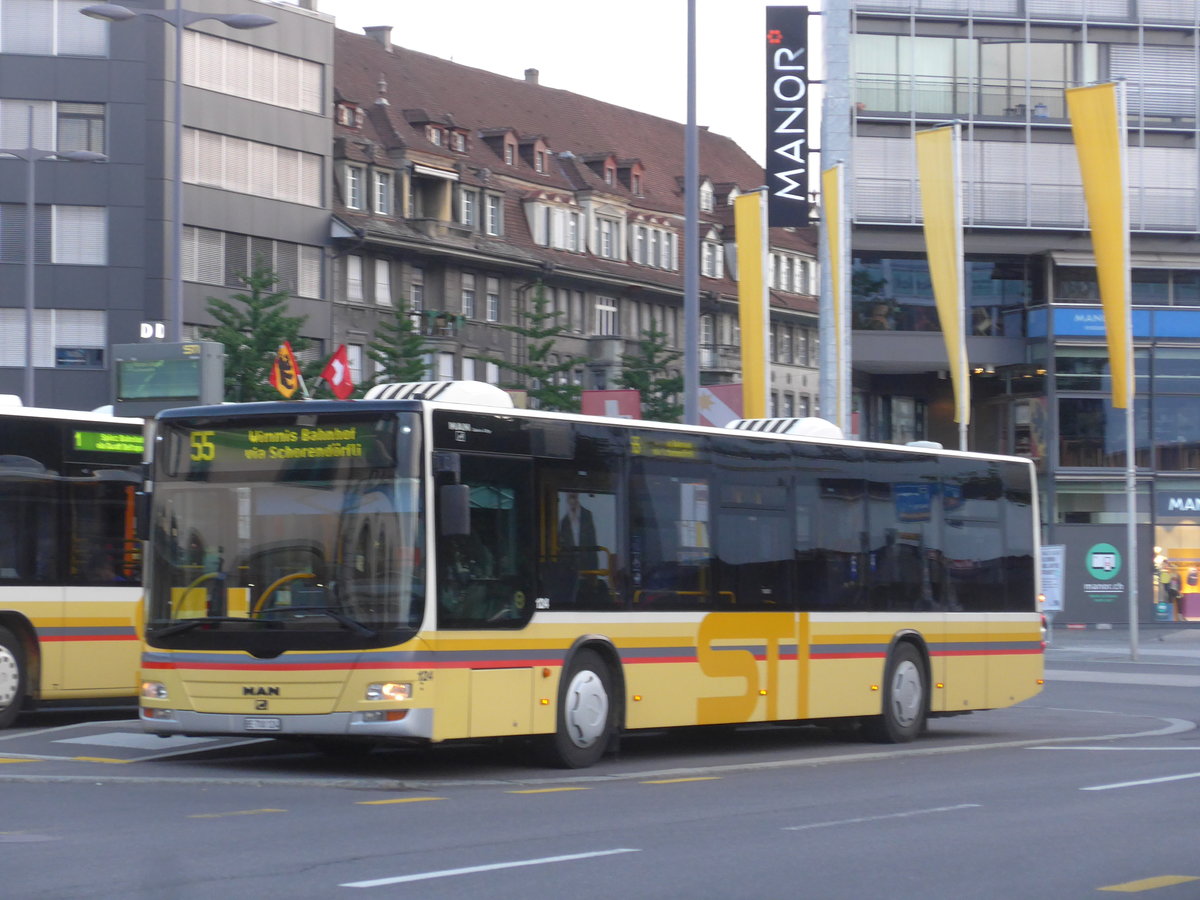 (208'235) - STI Thun - Nr. 124/BE 700'124 - MAN am 1. August 2019 beim Bahnhof Thun