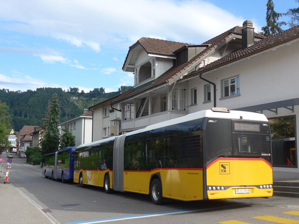 (208'584) - PostAuto Bern - Nr. 685/BE 823'685 - Solaris am 10. August 2019 beim Bahnhof Belp