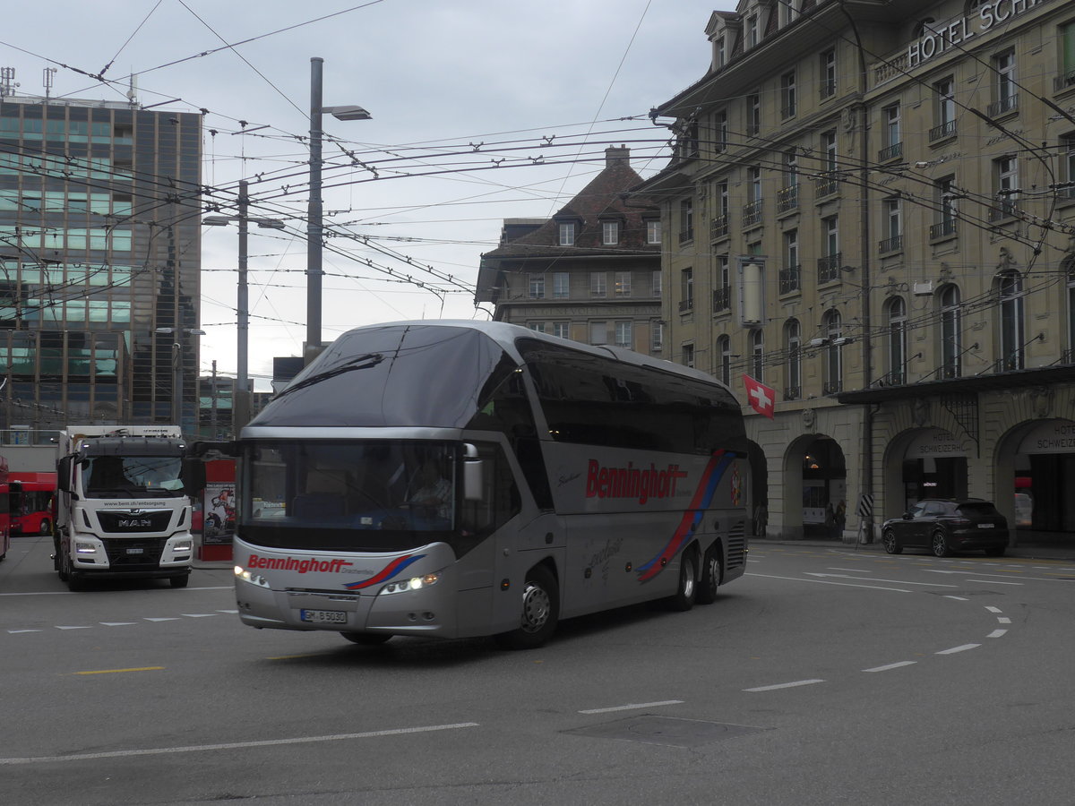 (209'320) - Aus Deutschland: Benninghoff, Wiehl - GM-B 5030 - Neoplan am 5. September 2019 beim Bahnhof Bern