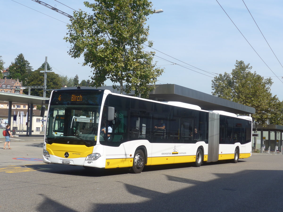(209'600) - VBSH Schaffhausen - Nr. 19/SH 38'019 - Mercedes am 14. September 2019 beim Bahnhof Schaffhausen