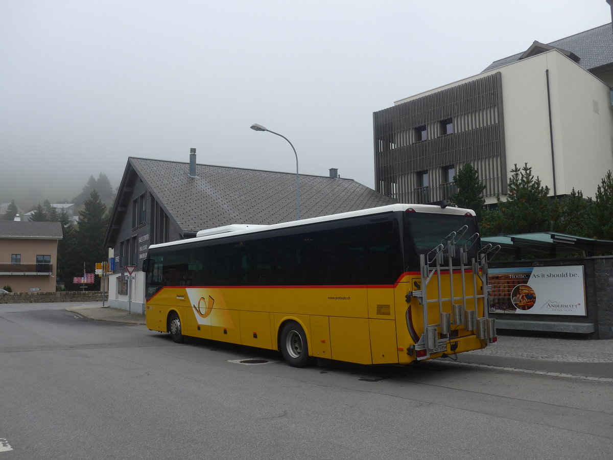 (209'812) - PostAuto Bern - BE 487'695 - Iveco am 28. September 2019 beim Bahnhof Andermatt