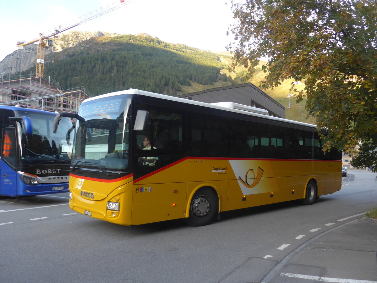 (209'860) - PostAuto Bern - BE 485'297 - Iveco am 28. September 2019 beim Bahnhof Andermatt