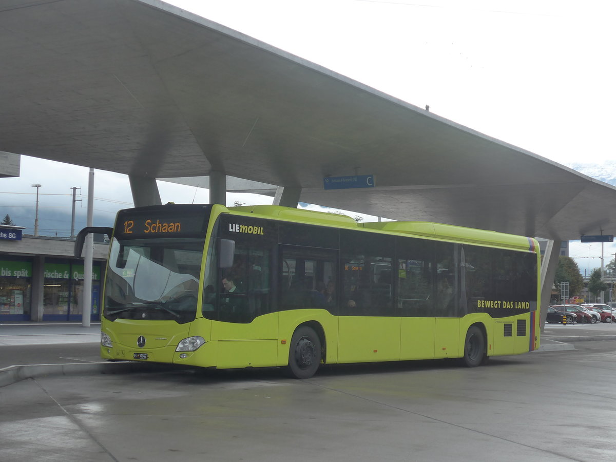 (209'972) - Aus Liechtenstein: LBA Vaduz - Nr. 47/FL 39'847 - Mercedes am 6. Oktober 2019 beim Bahnhof Buchs