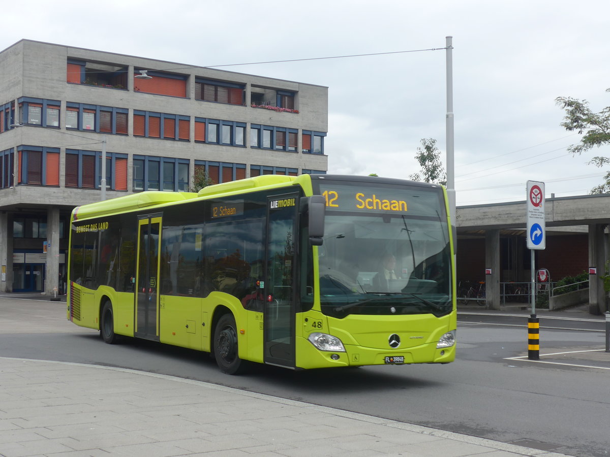 (209'986) - Aus Liechtenstein: LBA Vaduz - Nr. 48/FL 39'848 - Mercedes am 6. Oktober 2019 beim Bahnhof Buchs