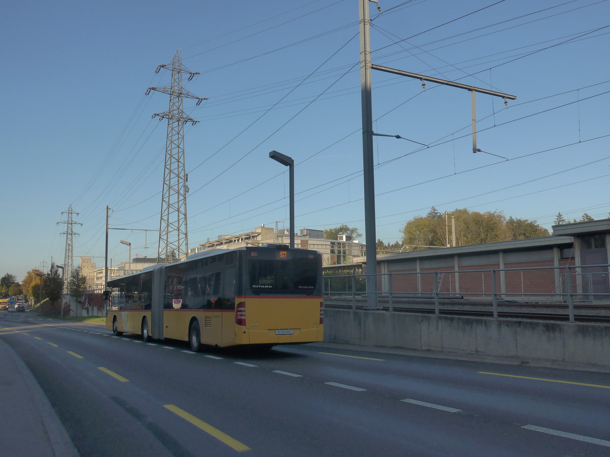 (210'352) - PostAuto Bern - Nr. 636/BE 560'405 - Mercedes am 14. Oktober 2019 beim Bahnhof Zollikofen