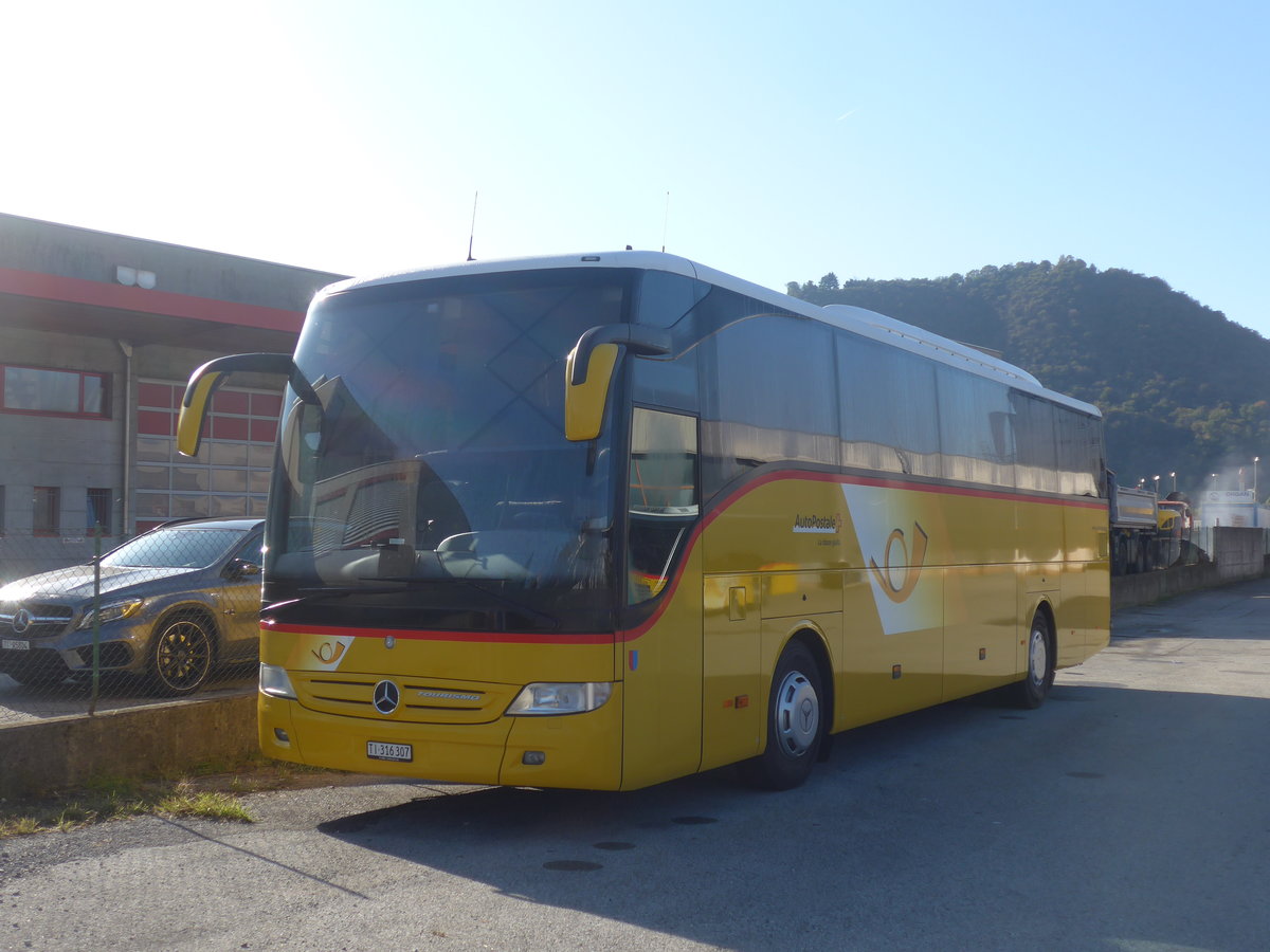 (210'520) - AutoPostale Ticino - TI 316'307 - Mercedes am 26. Oktober 2019 in Balerna, Garage Autopostale Muggio