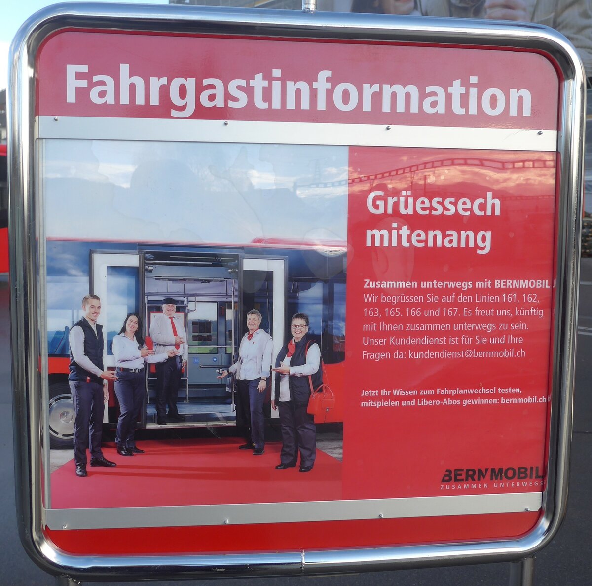 (212'931) - Bernmobil-Fahrgastinformation am 14. Dezember 2019 beim Bahnhof Mnsingen