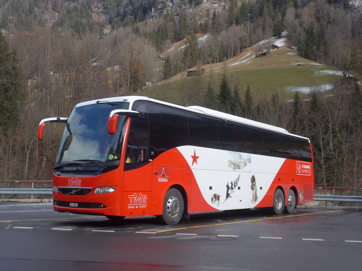 (213'929) - TMR Martigny - VS 1452 - Volvo am 19. Januar 2020 in Lauterbrunnen, Parkhaus