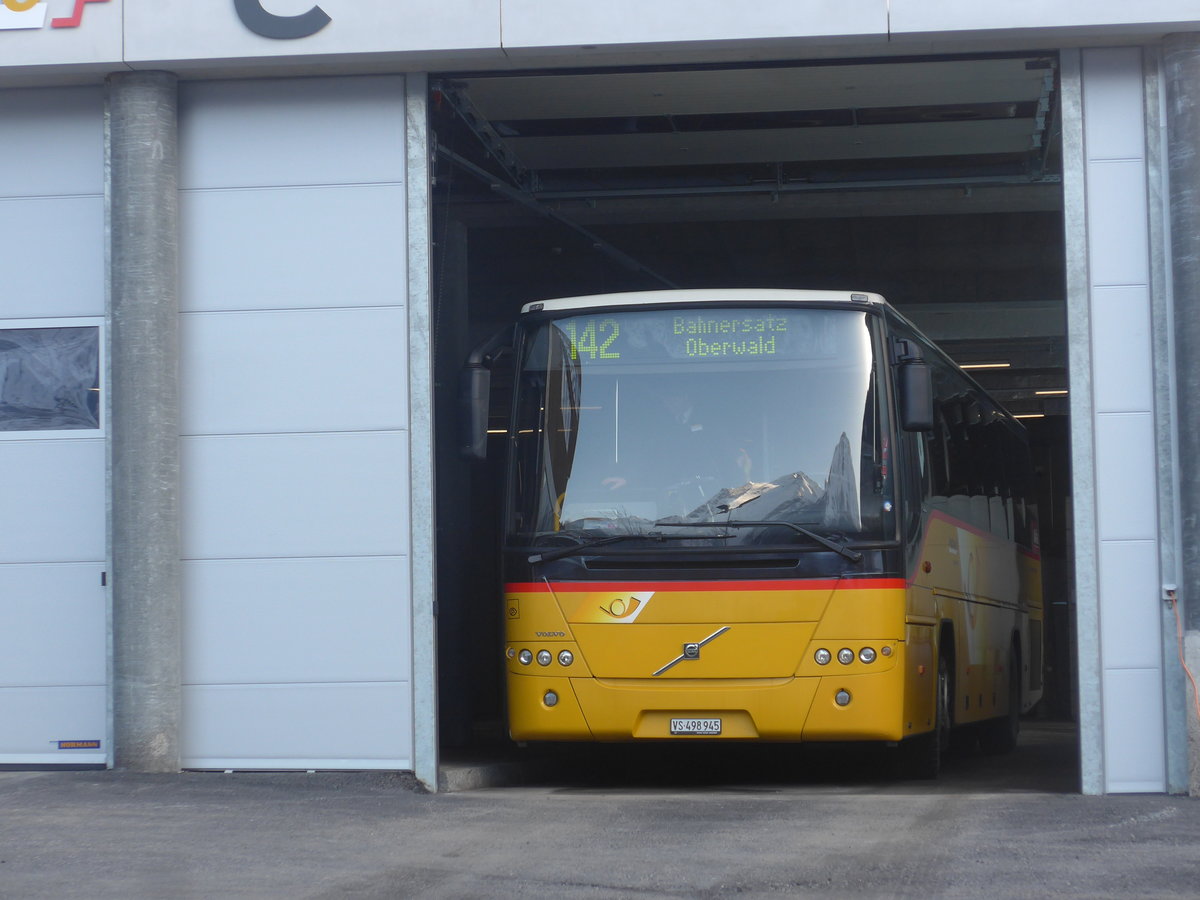 (214'128) - PostAuto Wallis - VS 498'945 - Volvo (ex PostAuto Graubnden GR 180'030; ex Reptrans, Salouf; ex PostAuto Graubnden GR 102'313) am 9. Februar 2020 in Fiesch, Postautostation
