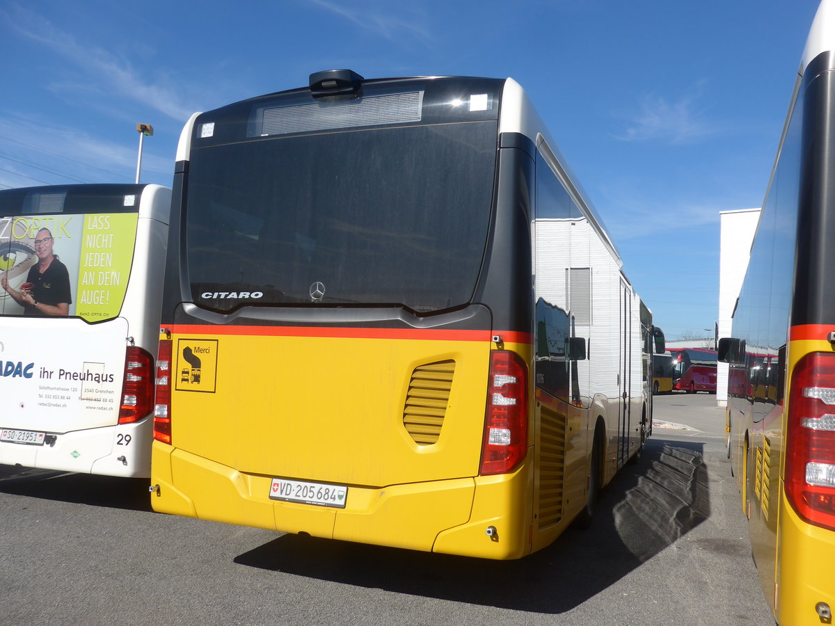 (215'253) - CarPostal Ouest - VD 205'684 - Mercedes am 15. Mrz 2020 in Kerzers, Interbus