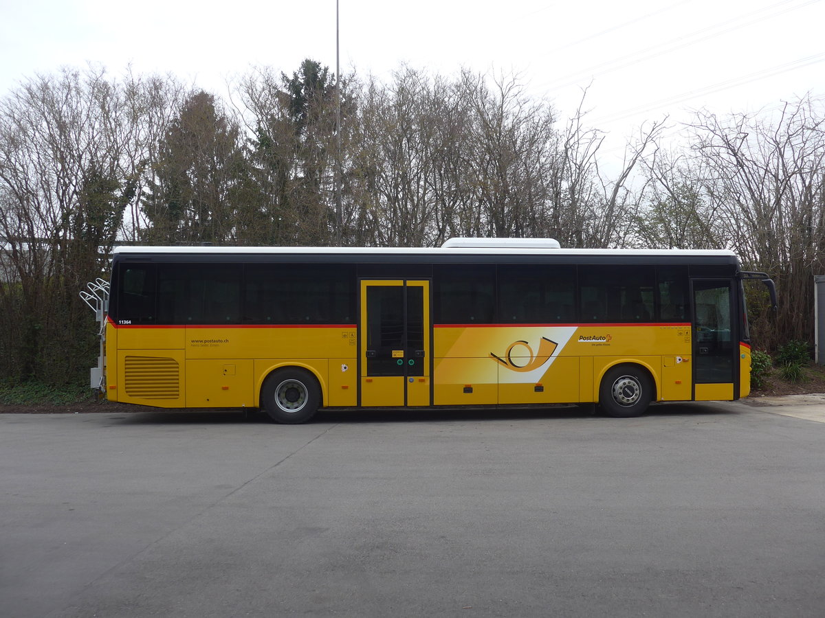 (215'419) - Seiler, Ernen - PID 11'364 - Iveco am 22. Mrz 2020 in Kerzers, Interbus