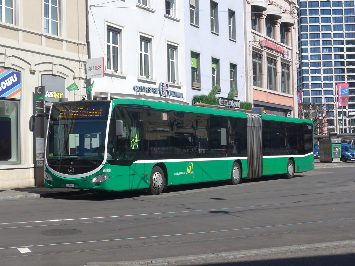 (215'752) - BVB Basel - Nr. 7030/BS 99'330 - Mercedes am 31. Mrz 2020 beim Bahnhof Basel