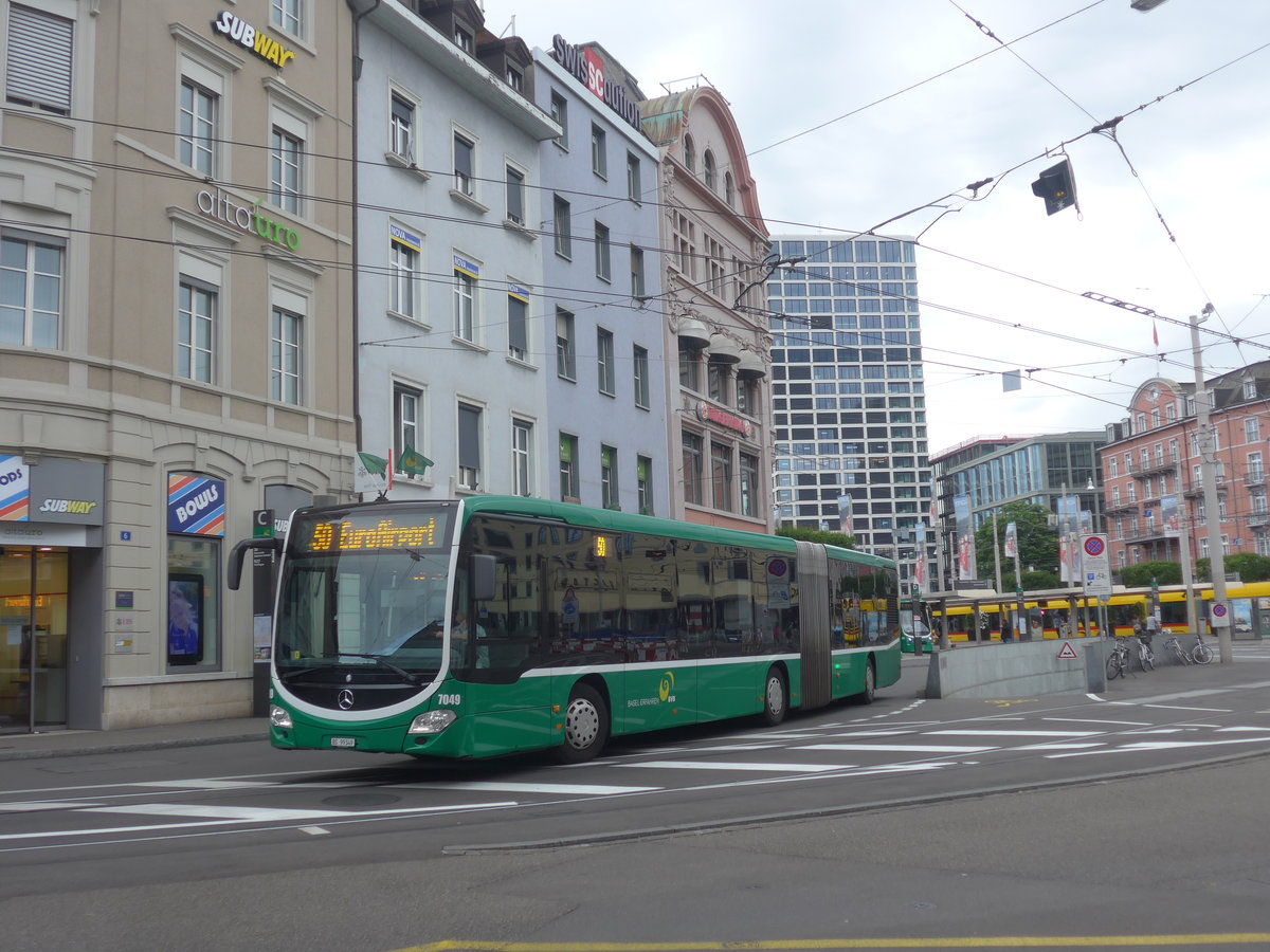 (218'179) - BVB Basel - Nr. 7049/BS 99'349 - Mercedes am 28. Juni 2020 beim Bahnhof Basel