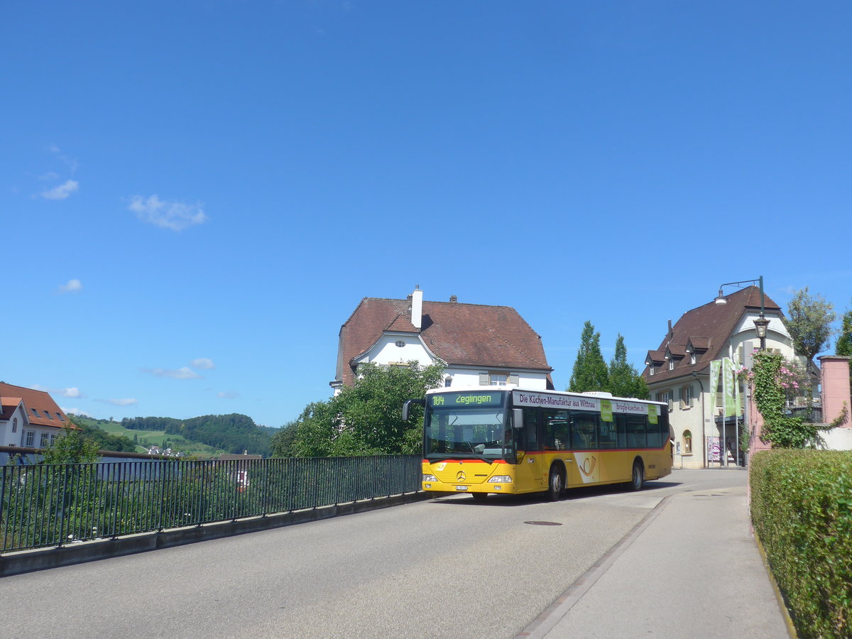 (218'328) - PostAuto Nordschweiz - BL 181'135 - Mercedes am 4. Juli 2020 in Gelterkinden, Bahnhofstrasse