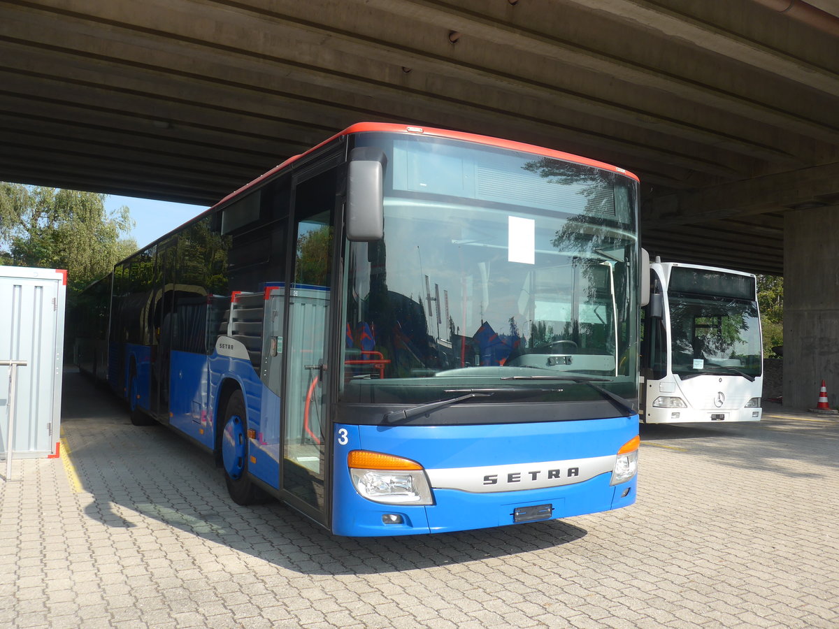 (220'852) - Interbus, Yverdon - Nr. 3 - Setra (ex SBC Chur Nr. 103; ex SBC Chur Nr. 13) am 20. September 2020 in Kerzers, Murtenstrasse