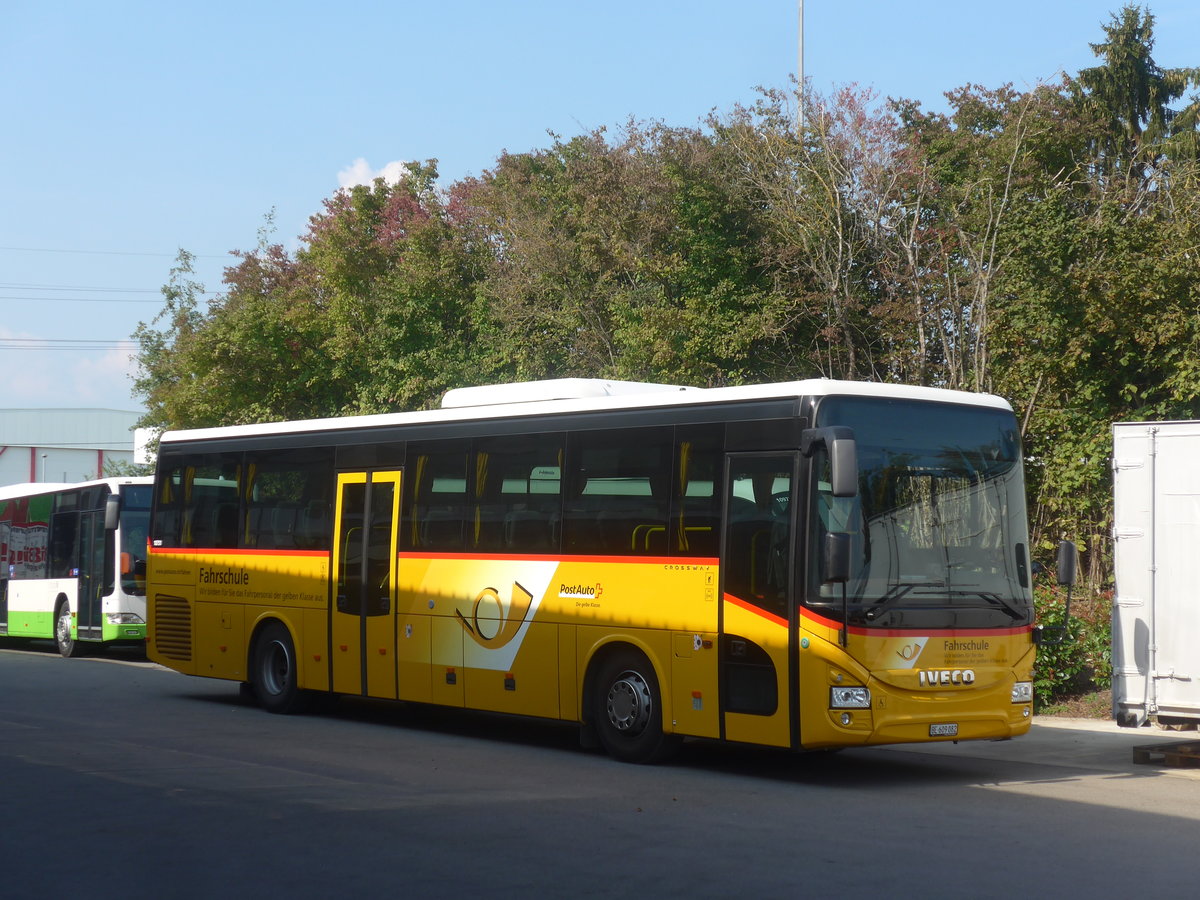 (220'869) - PostAuto Bern - BE 609'082 - Iveco am 20. September 2020 in Kerzers, Interbus