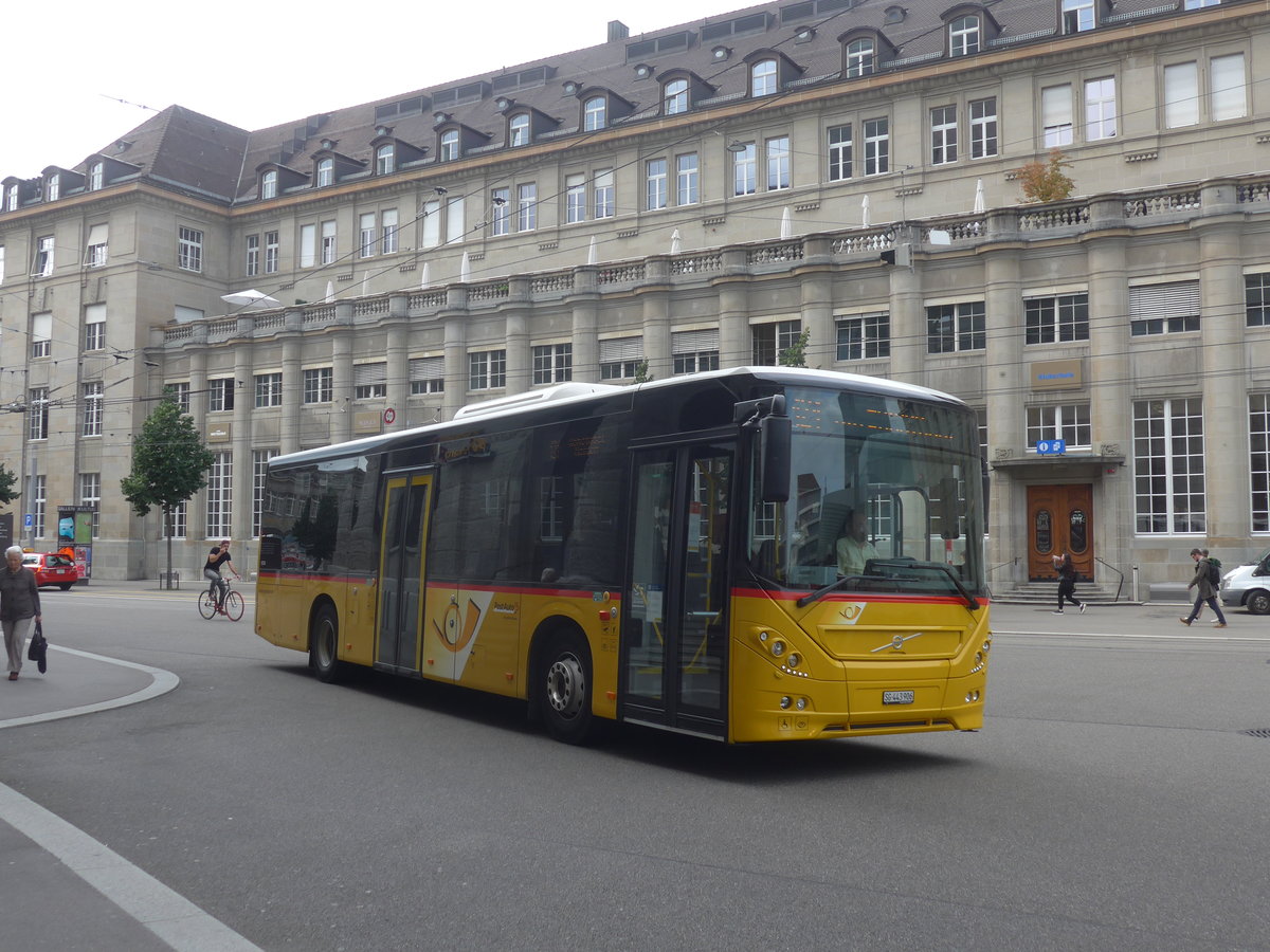 (221'293) - PostAuto Ostschweiz - SG 443'906 - Volvo am 24. September 2020 beim Bahnhof St. Gallen