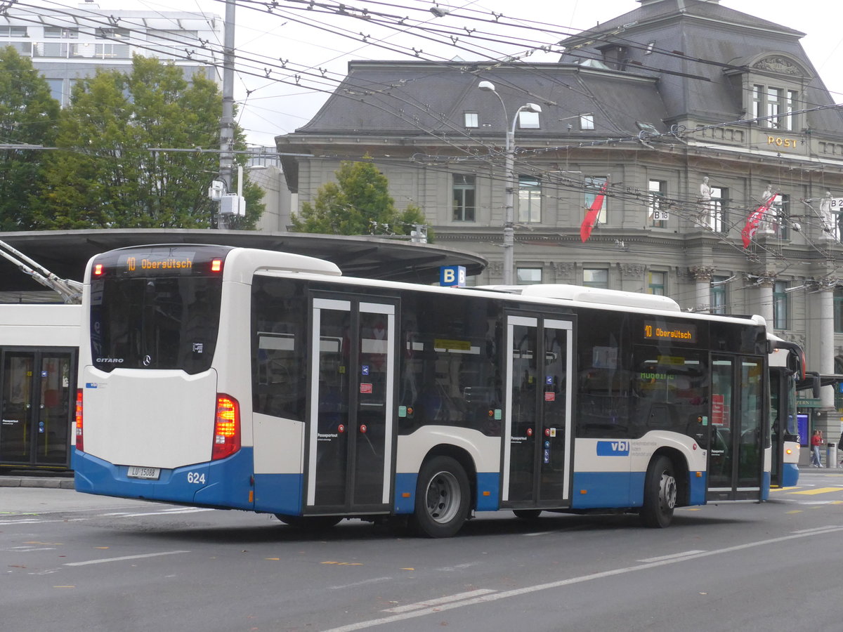 (221'383) - VBL Luzern - Nr. 624/LU 15'088 - Mercedes am 25. September 2020 beim Bahnhof Luzern