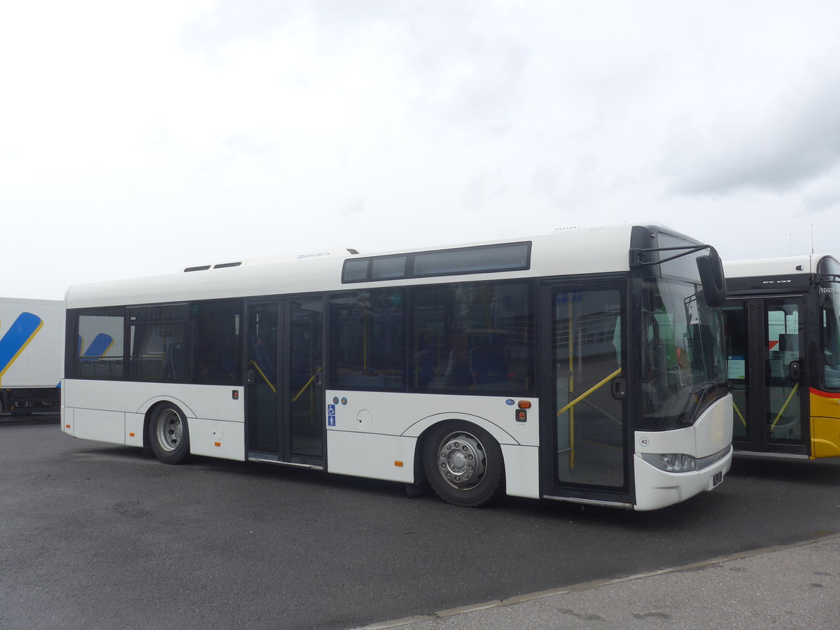 (221'565) - Interbus, Yverdon - Nr. 42 - Solaris (ex BRH ViaBus, D-Speyer; ex FirstGroup Rhein-Neckarm D-Speyer) am 27. September 2020 in Kerzers, Interbus