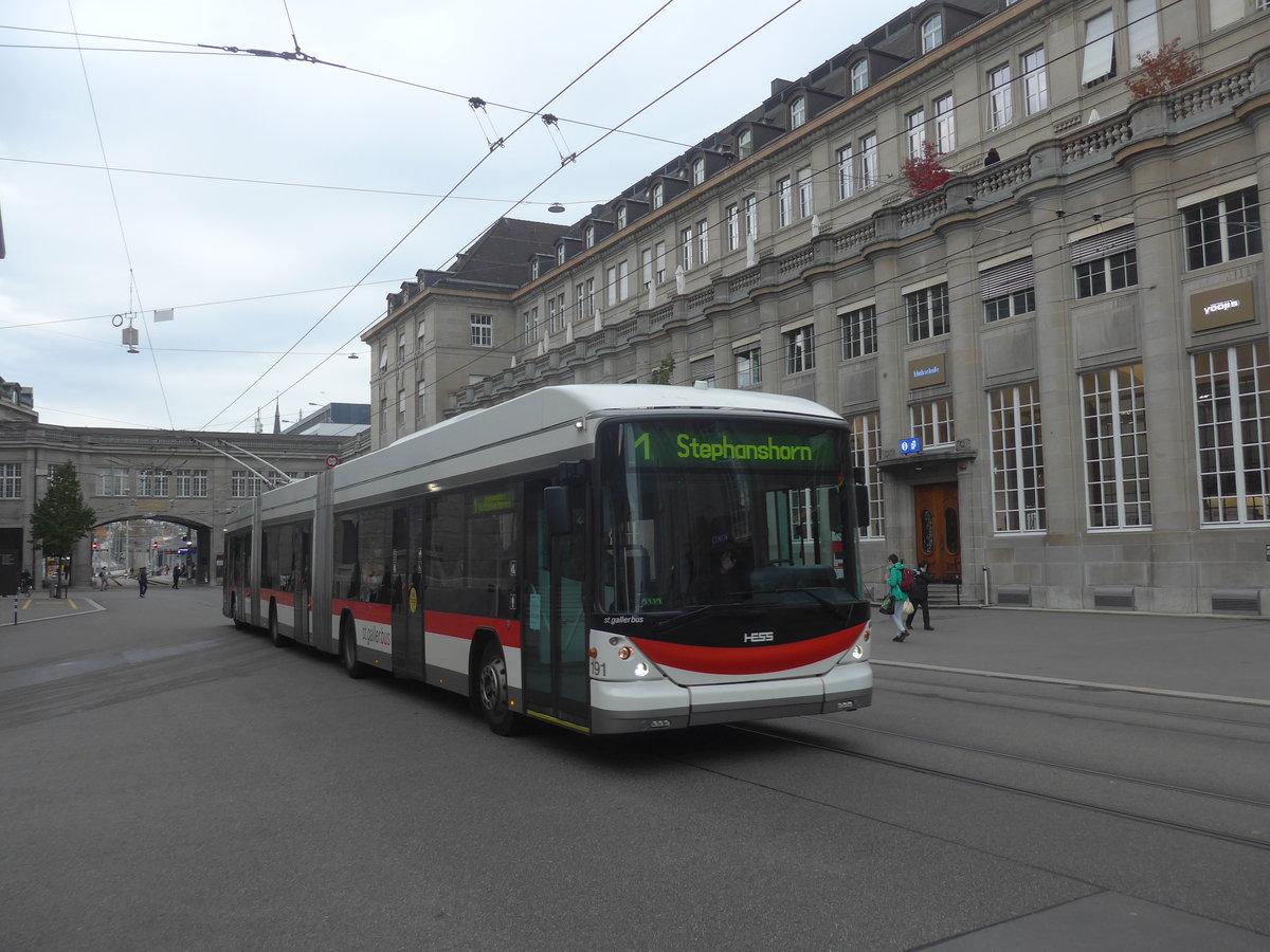 (222'350) - St. Gallerbus, St. Gallen - Nr. 191 - Hess/Hess Doppelgelenktrolleybus am 21. Oktober 2020 beim Bahnhof St. Gallen