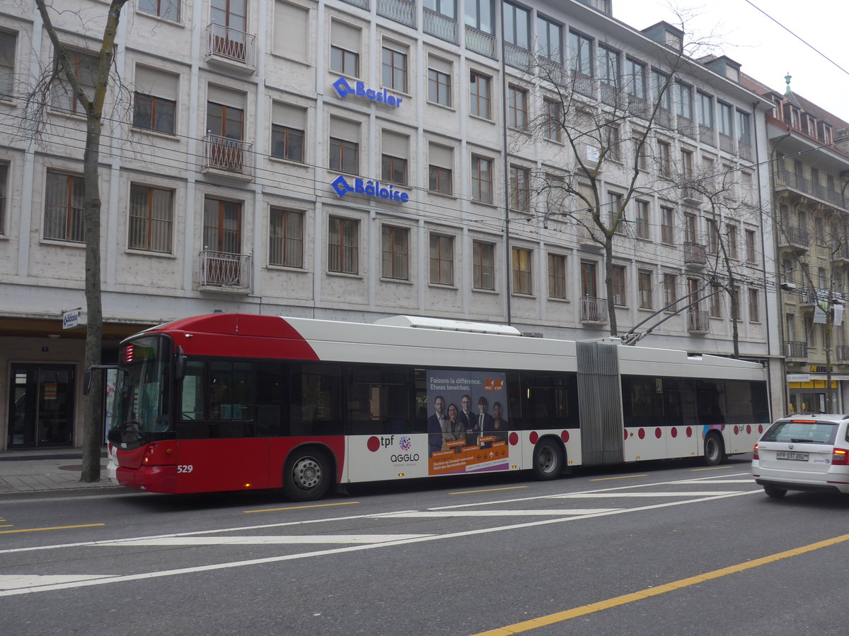 (223'528) - TPF Fribourg - Nr. 529 - Hess/Hess Gelenktrolleybus am 12. Februar 2021 beim Bahnhof Fribourg