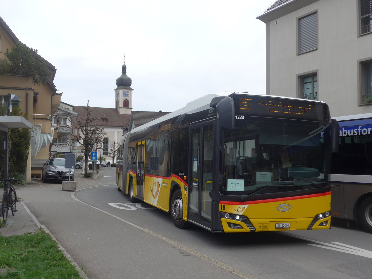 (224'828) - SB Trans, Sursee - Nr. 18/LU 15'067 - Solaris (ex Nr. 43) am 5. April 2021 beim Bahnhof Hergiswil