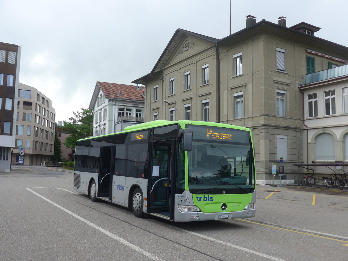 (225'754) - Busland, Brugdorf - Nr. 202/BE 737'202 - Mercedes am 6. Juni 2021 beim Bahnhof Burgdorf
