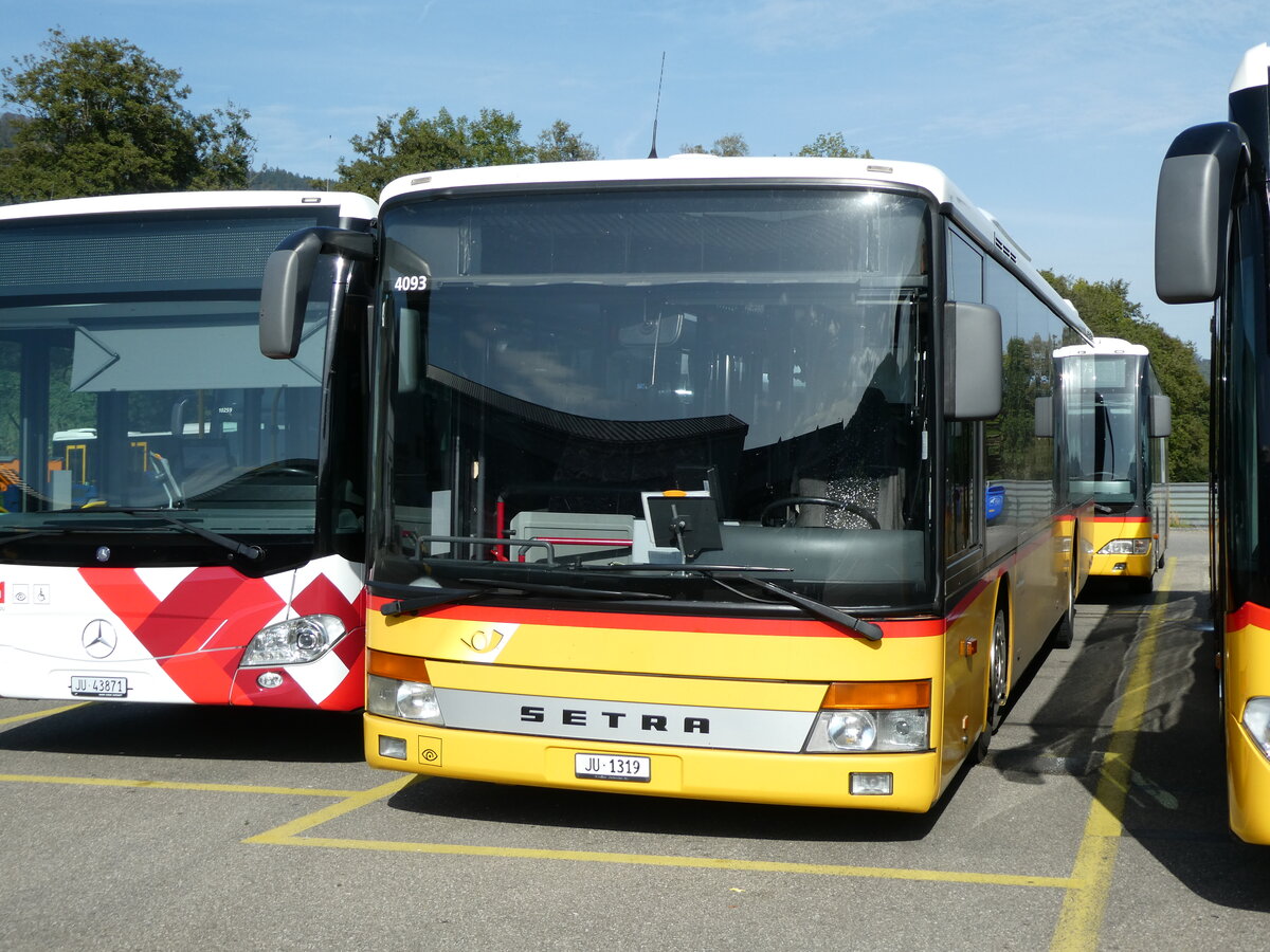 (228'289) - CarPostal Ouest - JU 1319 - Setra (ex Nr. 52; ex Stucki, Porrentruy Nr. 21) am 25. September 2021 in Develier, Parkplatz