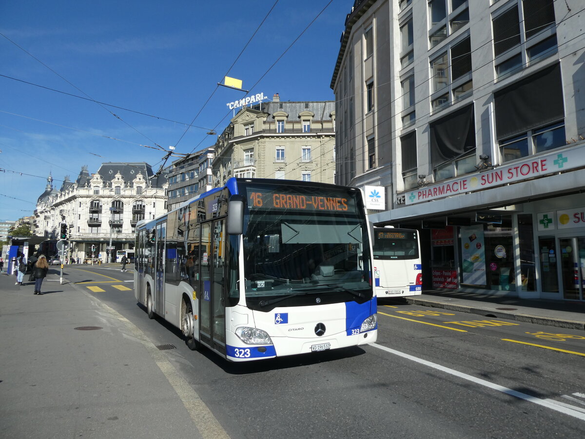 (228'815) - TL Lausanne - Nr. 323/VD 196'532 - Mercedes am 11. Oktober 2021 in Lausanne, Bel-Air