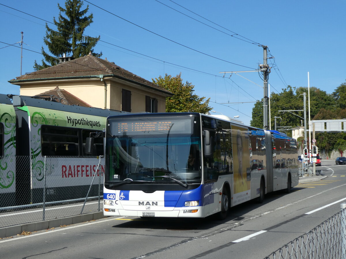 (228'835) - TL Lausanne - Nr. 640/VD 298'833 - MAN am 11. Oktober 2021 beim Bahnhof Prilly-Chasseur