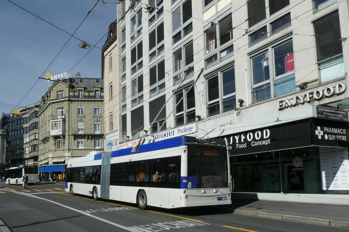 (228'883) - TL Lausanne - Nr. 807 - Hess/Hess Gelenktrolleybus am 11. Oktober 2021 in Lausanne, Bel-Air