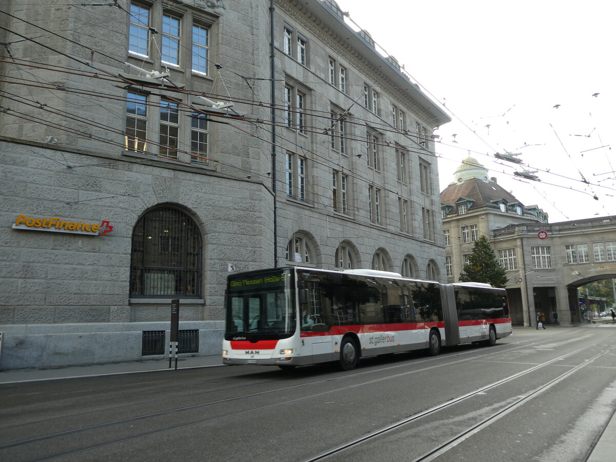 (229'059) - St. Gallerbus, St. Gallen - Nr. 288/SG 198'288 - MAN am 13. Oktober 2021 beim Bahnhof St. Gallen