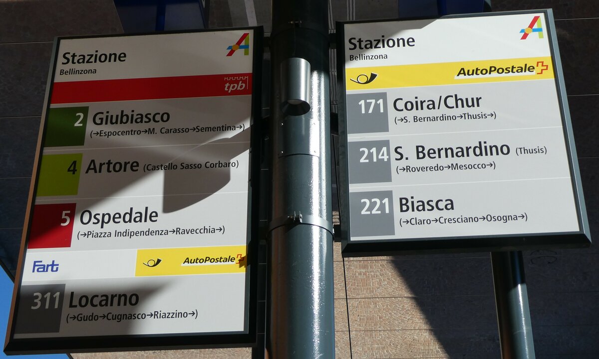 (229'142) - tpb/Fart/PostAuto-Haltestellenschilder - Bellinzona, Stazione - am 14. Oktober 2021