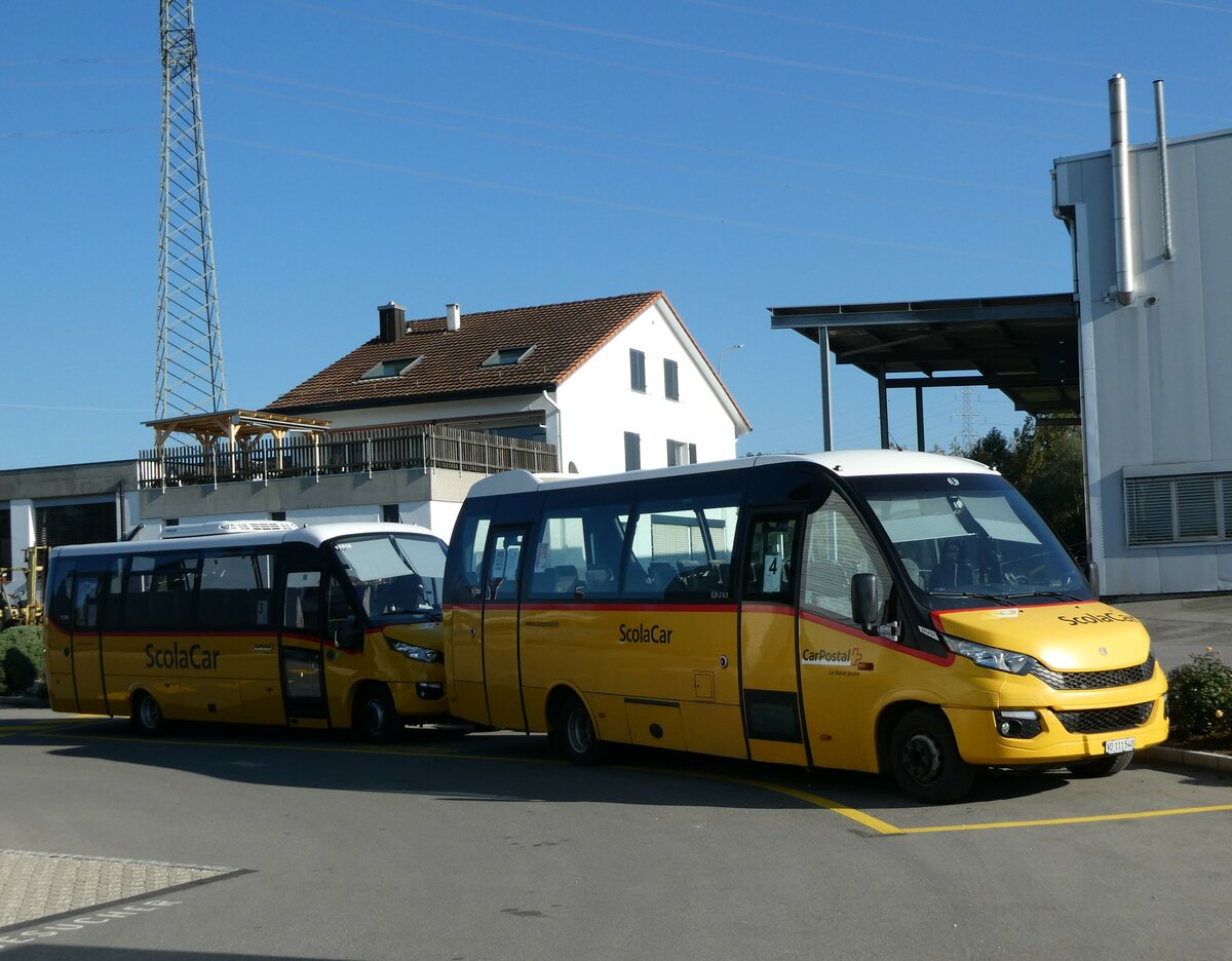 (229'370) - CarPostal Ouest - VD 111'540 - Iveco/UNVI am 16. Oktober 2021 in Kerzers, Interbus
