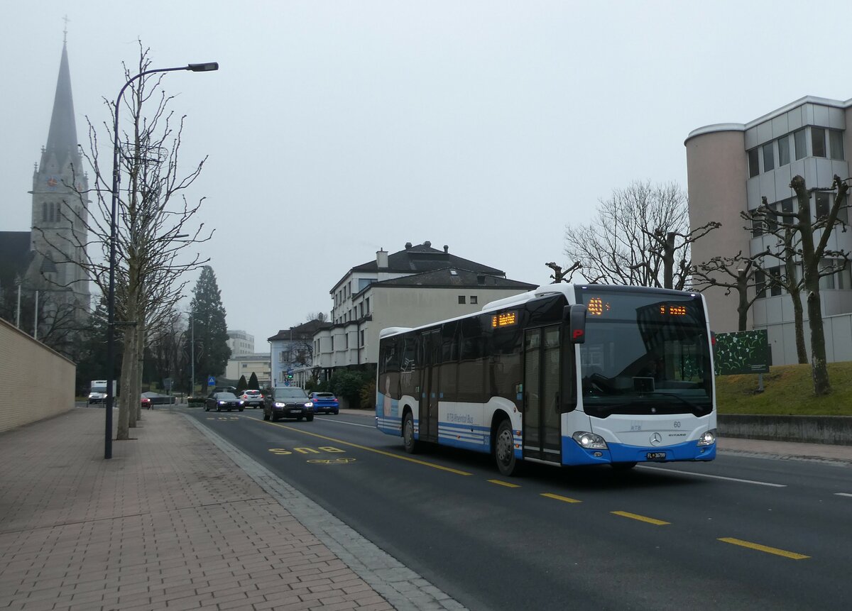 (231'333) - Schdler, Triesenberg (RTB 60) - FL 36'799 - Mercedes am 15. Dezember 2021 in Vaduz, Post
