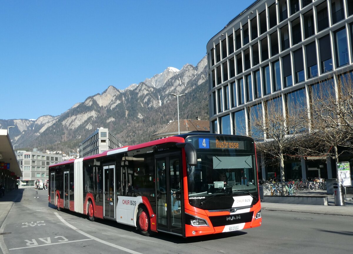 (233'614) - Chur Bus, Chur - Nr. 57/GR 155'857 - MAN am 9. Mrz 2022 beim Bahnhof Chur