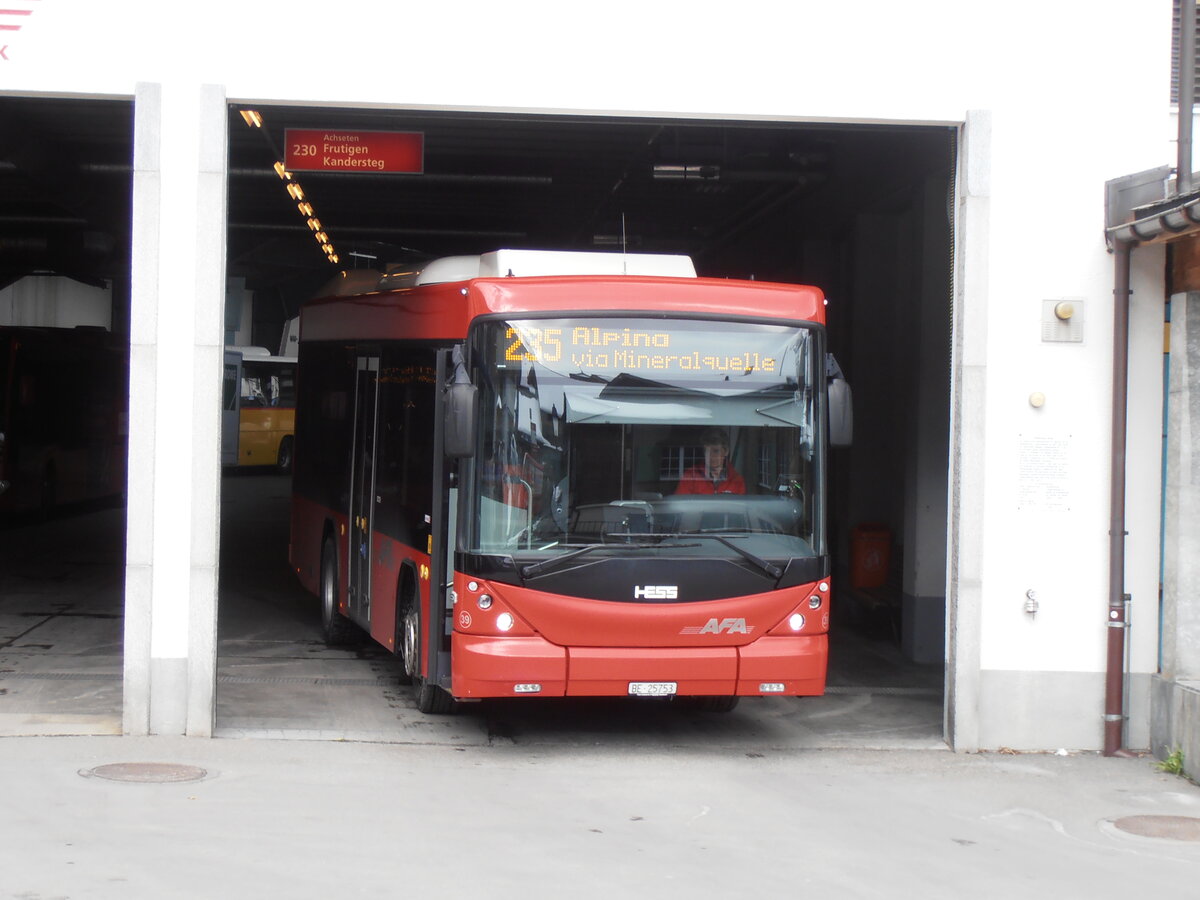 (234'213) - AFA Adelboden - Nr. 39/BE 25'753 - Scania/Hess am 5. April 2022 in Adelboden, Busstation