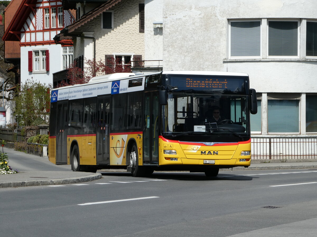 (234'393) - PostAuto Zentralschweiz - Nr. 5/OW 10'002 - MAN (ex Dillier, Sarnen Nr. 5) am 11. April 2022 beim Bahnhof Sarnen