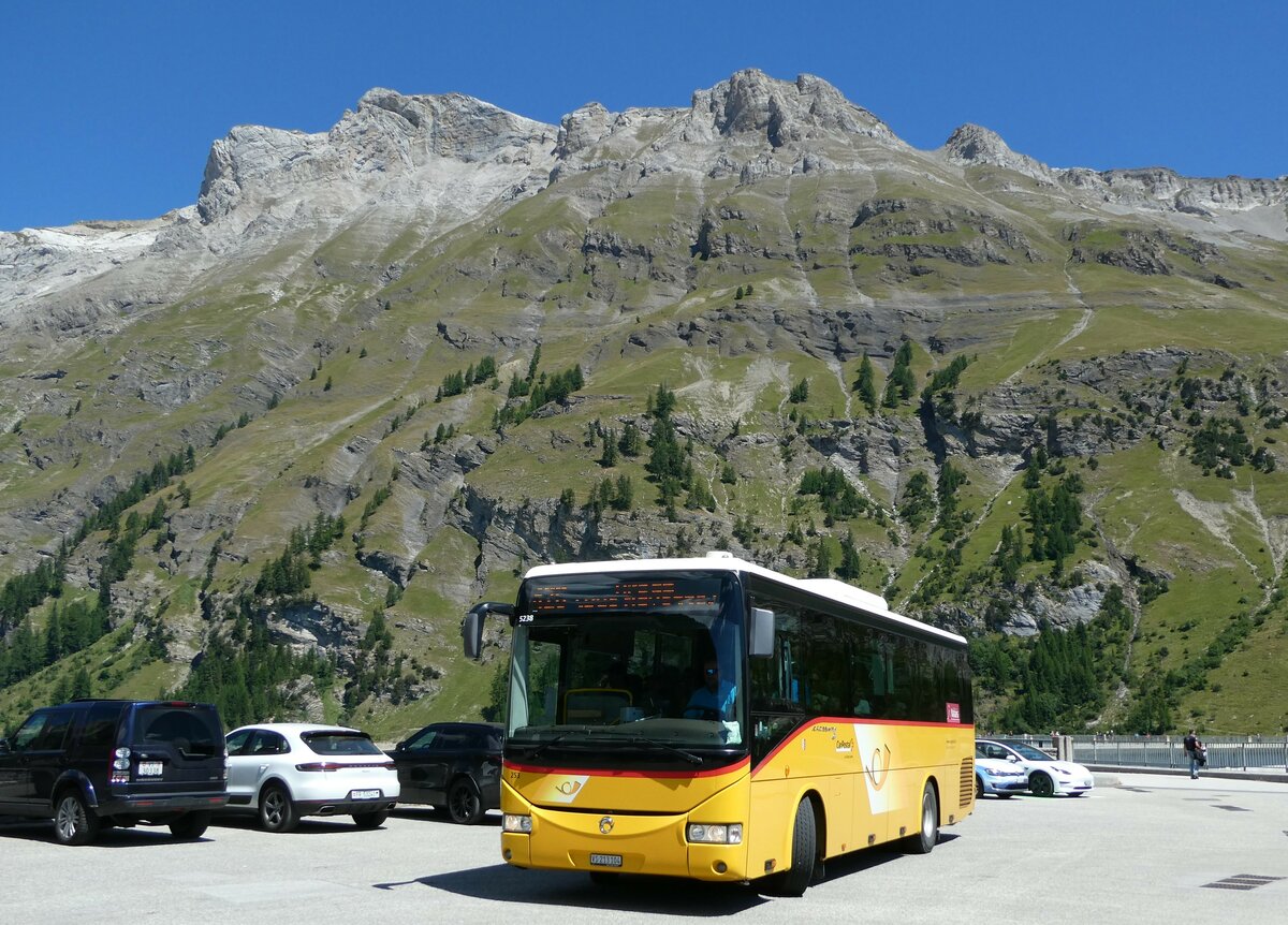 (238'688) - Buchard, Leytron - Nr. 253/VS 213'104 - Irisbus am 31. Juli 2022 in Anzre, Barrage de Tseuzier