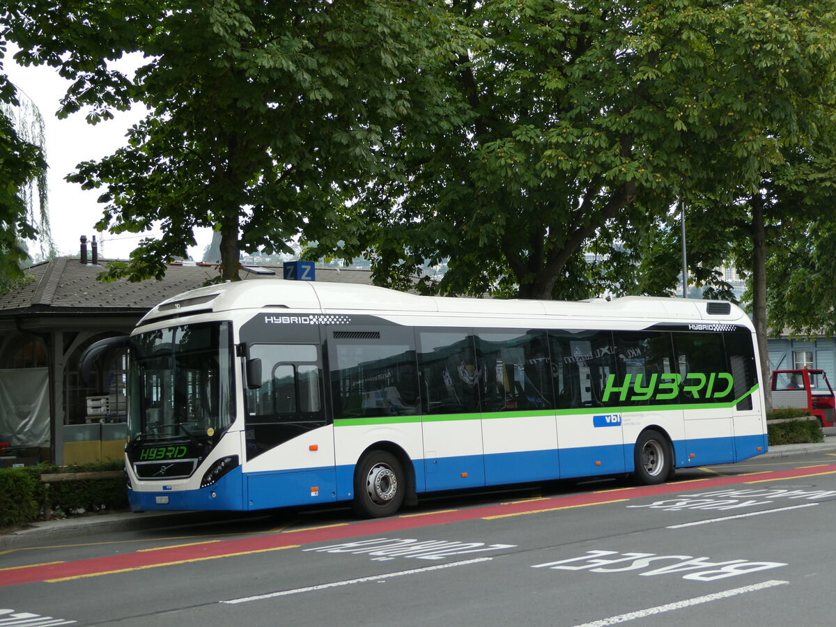 (238'883) - VBL Luzern - Nr. 55/LU 287'202 - Volvo am 7. August 2022 beim Bahnhof Luzern
