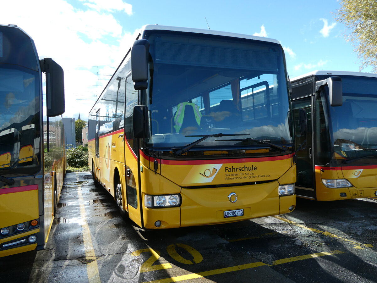 (240'564) - PostAuto Zentralschweiz - LU 280'213 - Irisbus (ex PostAuto Ostschweiz) am 2. Oktober 2022 in Yverdon, Garage