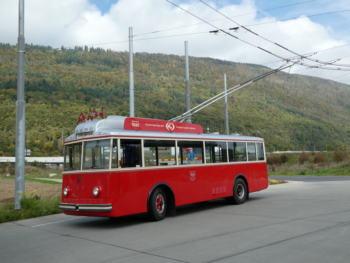 (240'788) - VB Biel - Nr. 21 - Berna/Hess Trolleybus am 9. Oktober 2022 in Biel, Stadien