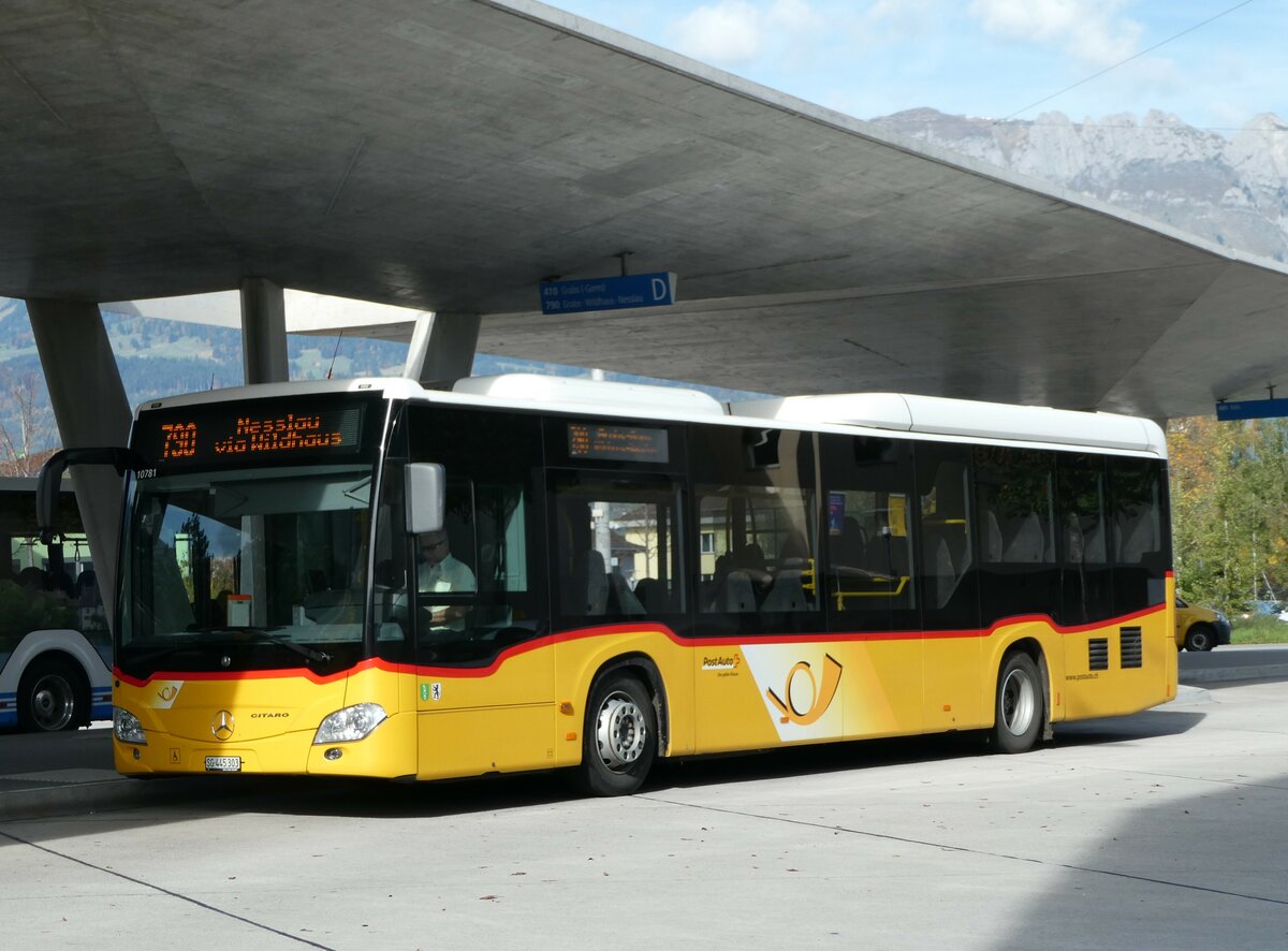 (240'930) - PostAuto Ostschweiz - SG 445'303 - Mercedes am 11. Oktober 2022 beim Bahnhof Buchs