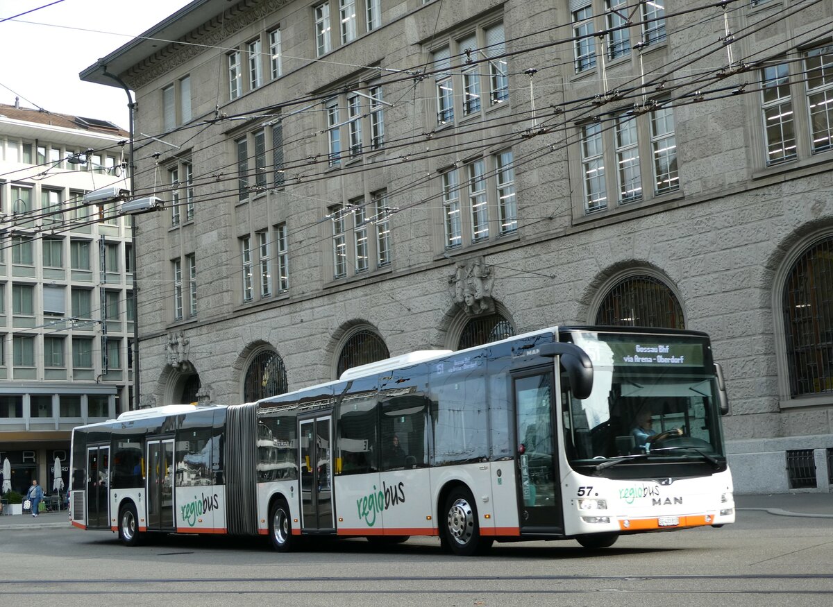 (240'990) - Regiobus, Gossau - Nr. 57/SG 433'810 - MAN am 11. Oktober 2022 beim Bahnhof St. Gallen