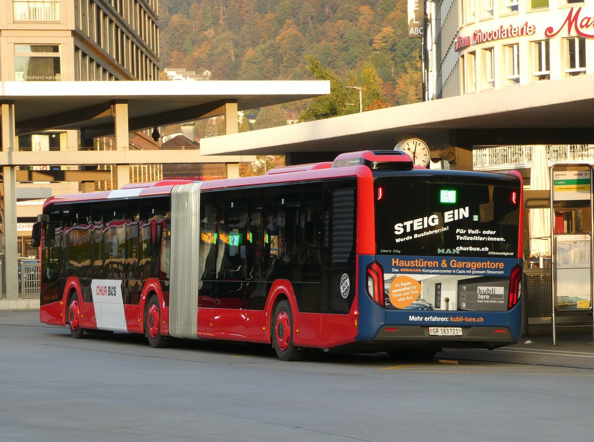 (241'165) - Chur Bus, Chur - Nr. 21/GR 183'721 - MAN am 12. Oktober 2022 beim Bahnhof Chur
